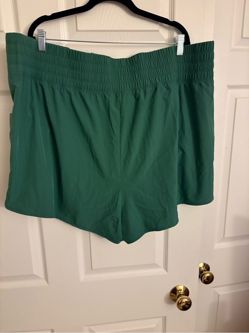 Old Navy Women’s Forest Green Athletic Shorts (XXL) New - Picture 2 of 6